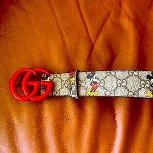 Gucci belt